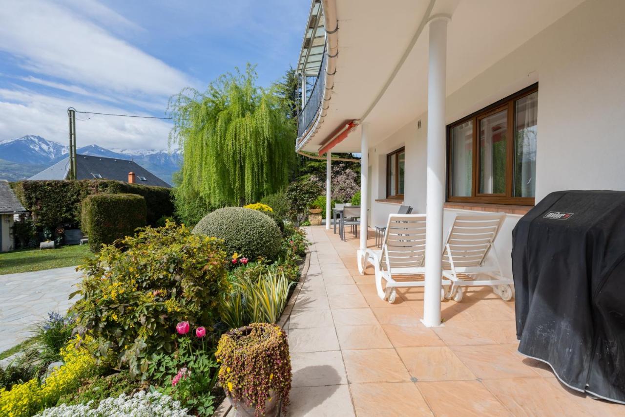 Vue Sur Les Montagnes Apartment Embrun Exterior photo
